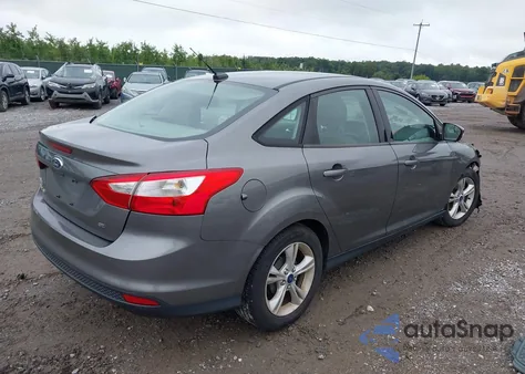 2014 Ford Focus Se z USA, uszkodzony, nr VIN 1FADP3F23EL445934